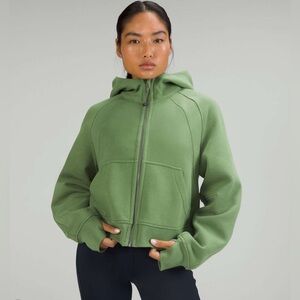 Lululemon Cropped Scuba Size M/L